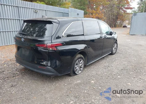 2022 Toyota Sienna Le from USA, damaged, VIN 5TDKRKEC0NS107857